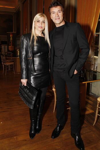 Tony Carreira continua casado com Fernanda que gere toda a fortuna familiar