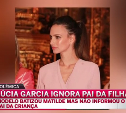 Lúcia Garcia batiza as filhas sem a presença do pai da mais velha