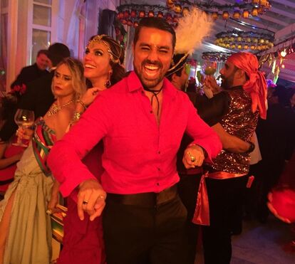 Carnaval. Francisca e Ricardo Pereira apaixonados em noite louca do Baile do Copa