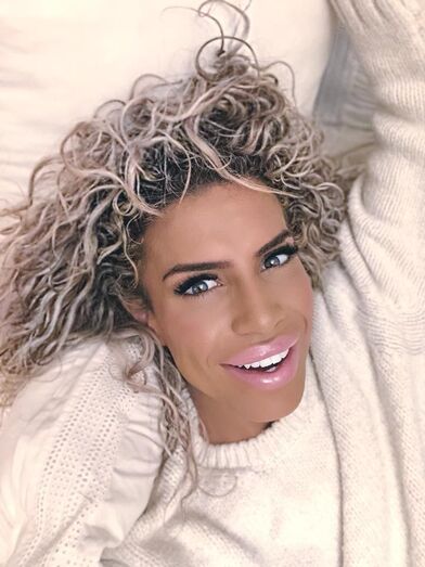 O extravagante e camaleónico Carlos Costa