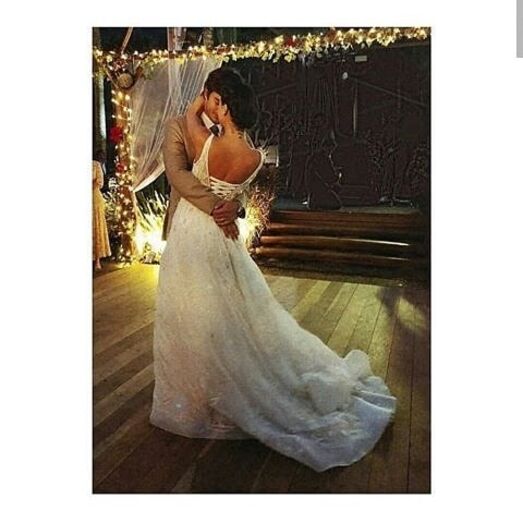 Todos os detalhes do casamento de sonho de Ísis Valverde