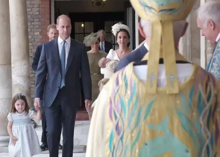 Que ternura. As imagens do batizado do príncipe Louis