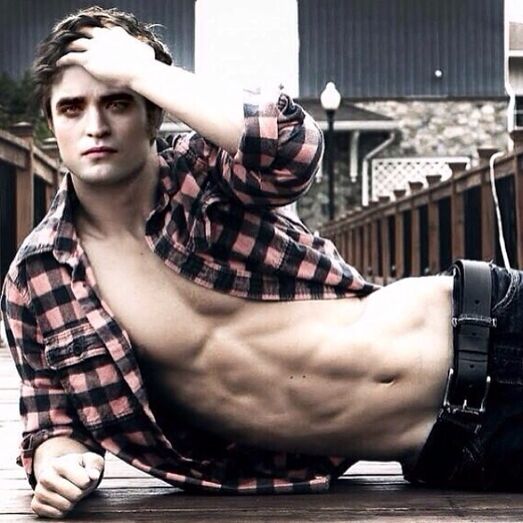Robert Pattinson