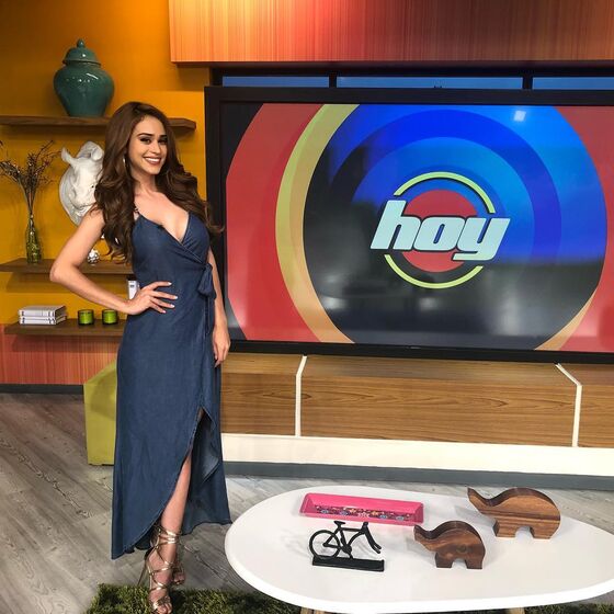 Yanet Garcia, a apresentadora da meteorologia que adora mostrar as curvas