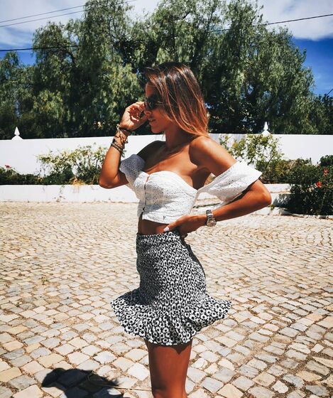 Carolina Patrocínio revela (finalmente) barrigão de grávida 