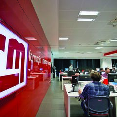 Por Detrás da Câmara