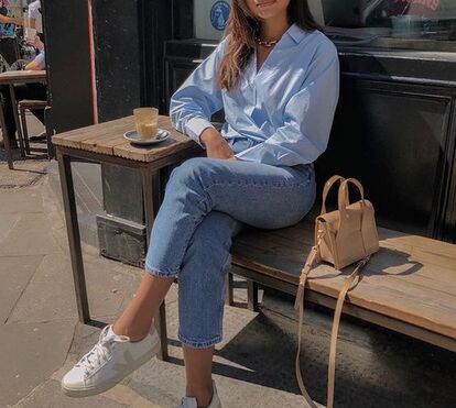Truque de estilo! Como dar nova vida às camisas azuis, simples e sem muita graça