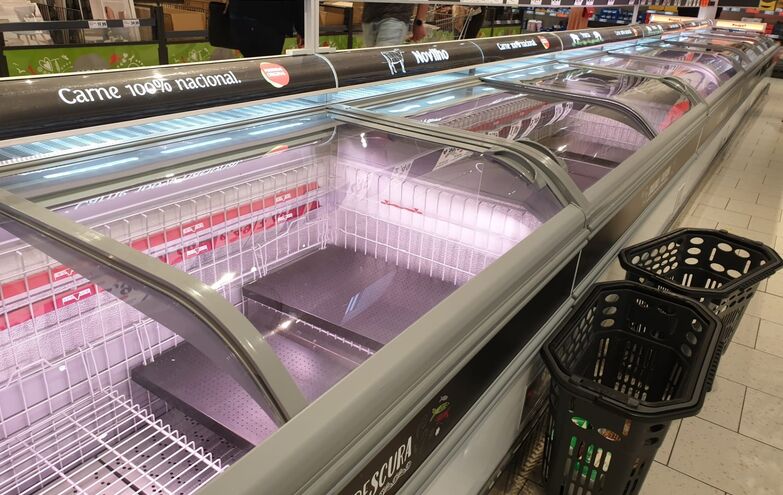Imagens chocantes. Supermercados em Portugal vazios após declaração de pandemia do coronavírus