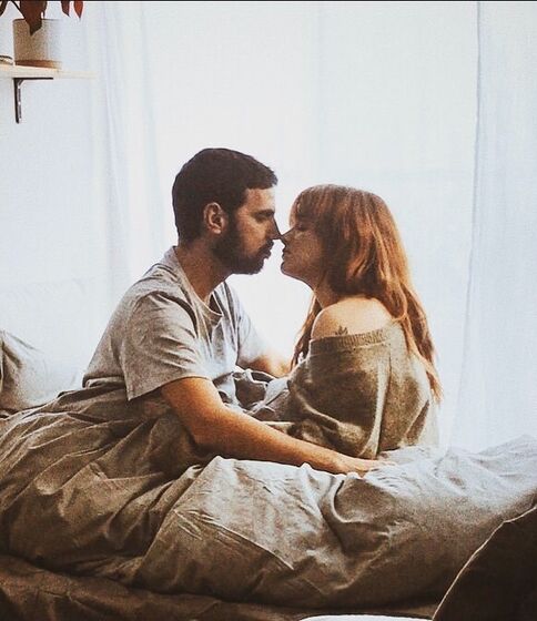 Carolina Deslandes revela mensagem enigmática sobre relações