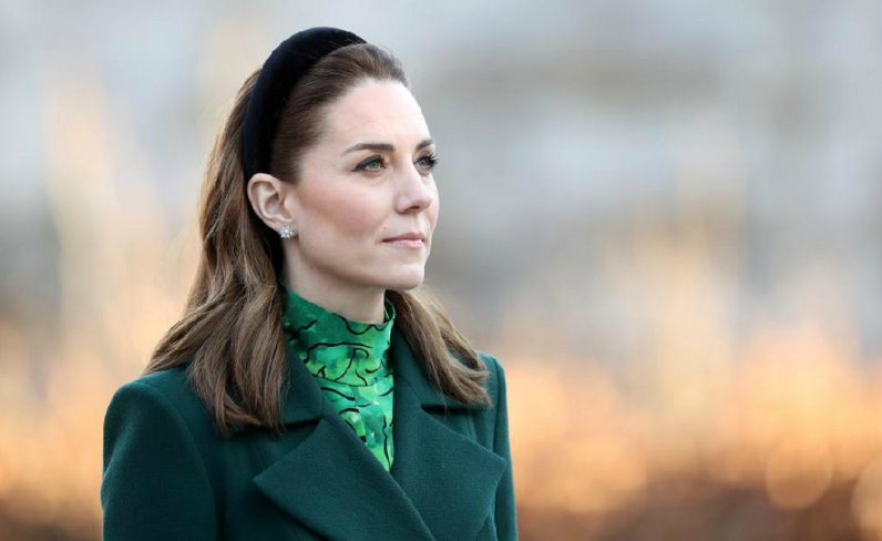 Kate Middleton rouba todos os olhares ao chegar na Irlanda